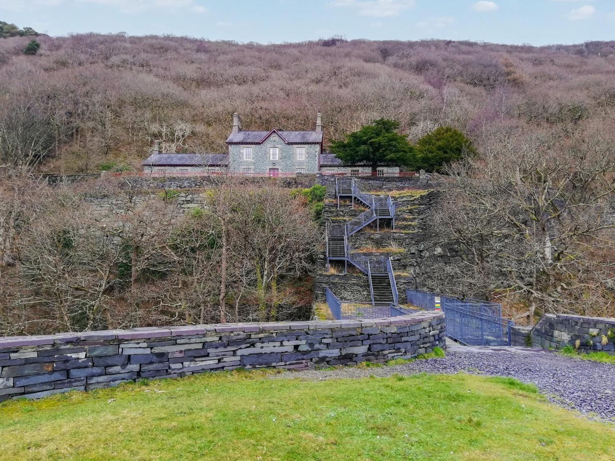 Maes Derlwyn Villa Ланберис Екстериор снимка